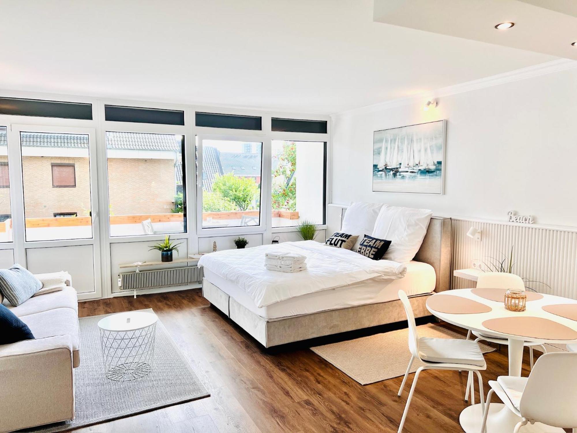 Neu - Frisch Renoviertes Ferienapartment "Waterkant" Busum Ngoại thất bức ảnh